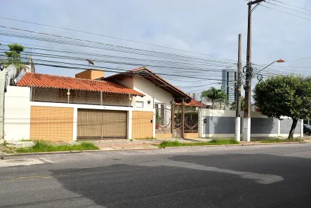 Casa com 4 Quartos à venda, 783m² no Cremação, Belém