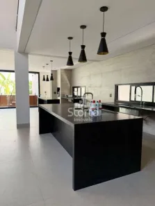 Casa com 4 Quartos à venda, 324m² no Vigilato Pereira, Uberlândia