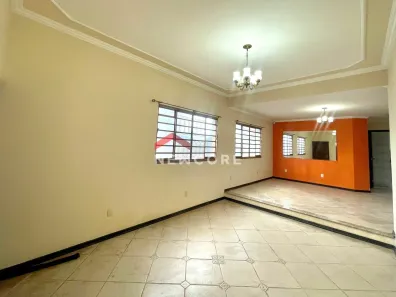 Casa com 3 Quartos à venda, 314m² no Jardim Terra Branca, Bauru