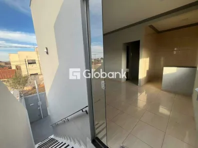 Casa com 3 Quartos à venda, 70m² no Acácias, Montes Claros