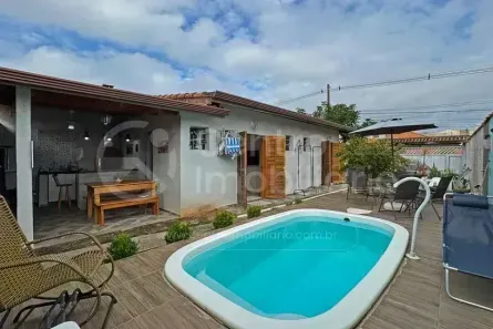 Casa com 3 Quartos à venda, 114m² no Jardim Marcia, Peruíbe