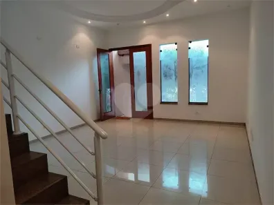 Sobrado com 4 Quartos à venda, 211m² no Parque São Lucas, São Paulo