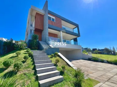 Casa com 4 Quartos à venda, 375m² no Vila Nova, Porto Alegre