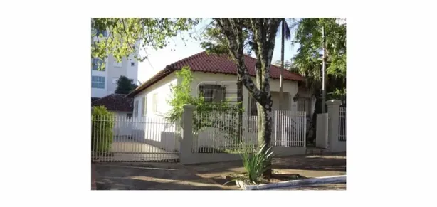 Casa com 4 Quartos à venda, 260m² no Centro, Cambé