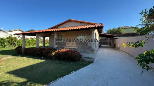 Casa com 4 Quartos à venda, 150m² no Vila Capri, Araruama