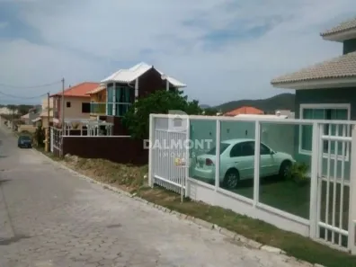 Casa com 3 Quartos à venda, 240m² no Peró, Cabo Frio