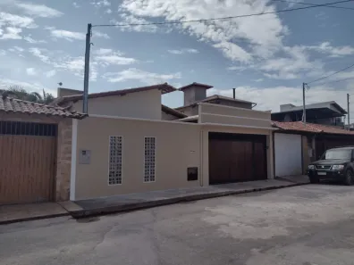 Casa com 4 Quartos à venda, 140m² no Residencial Girassol, São João Del Rei