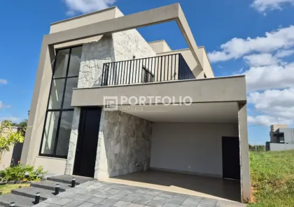 Casa de Condomínio com 4 Quartos à venda, 229m² no Jardins Versalhes, Aparecida de Goiânia