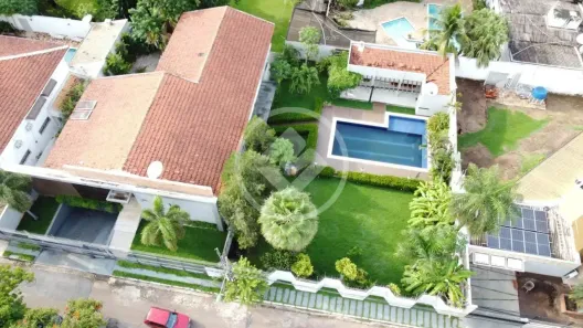 Casa com 7 Quartos para venda ou aluguel, 900m² no Santa Rosa, Cuiabá