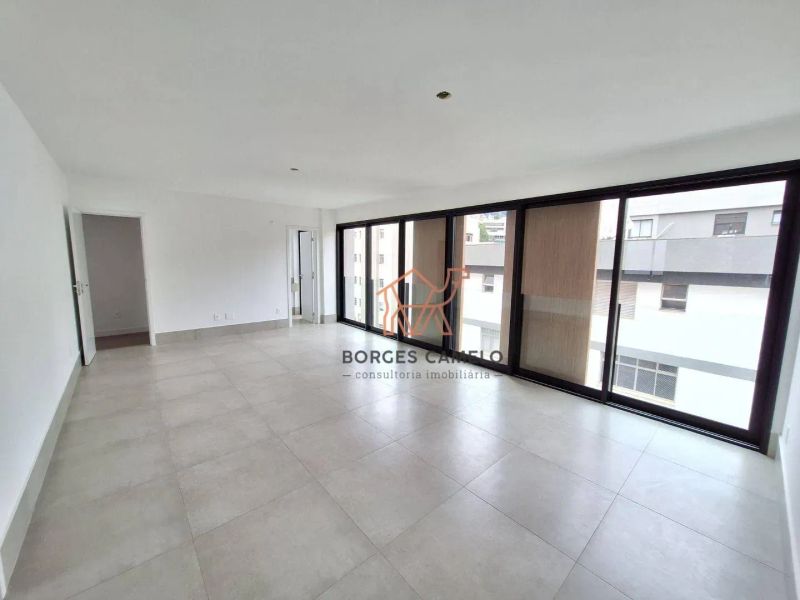 Apartamento com 3 quartos — Serra, Belo Horizonte