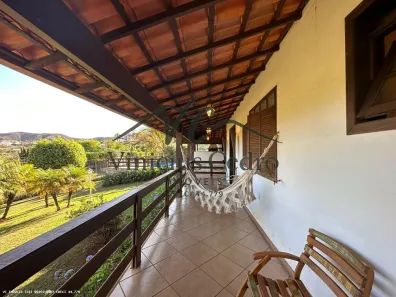Casa de Condomínio com 4 Quartos à venda, 500m² no Balneário Água Limpa, Nova Lima