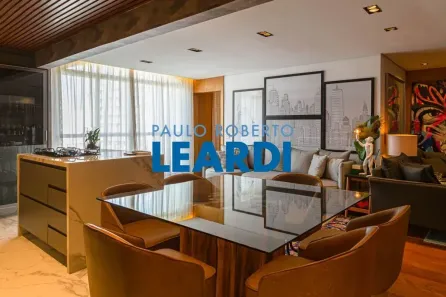 Apartamento com 2 Quartos à venda, 117m² no Jardim Paulista, São Paulo