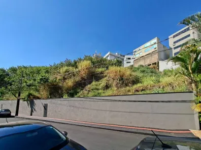 Lote/Terreno à venda, 635m² no Estoril, Belo Horizonte