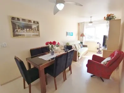 Apartamento com 2 Quartos à venda, 66m² no Vila Ipiranga, Porto Alegre