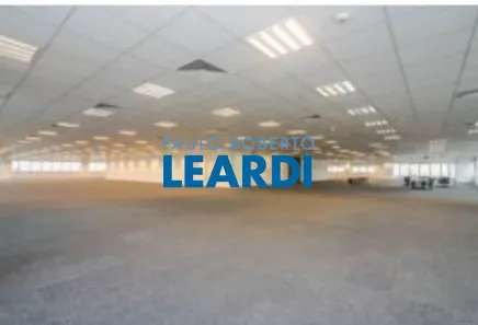 Sala Comercial para alugar, 2236m² no Tamboré, Santana de Parnaíba