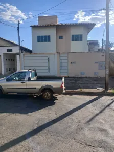 Sobrado com 4 Quartos à venda, 250m² no Setor Sudoeste, Goiânia