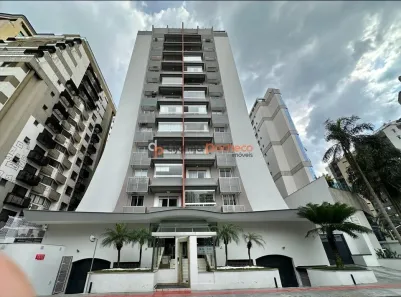 Apartamento com 2 Quartos à venda, 68m² no Centro, Florianópolis