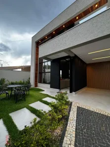 Casa com 4 Quartos à venda, 270m² no Anápolis City, Anápolis