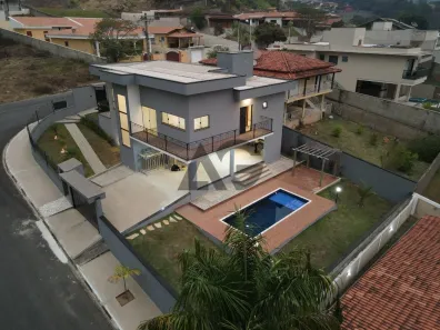 Casa com 3 Quartos à venda, 250m² no Loteamento Suiza Residence Park, Serra Negra