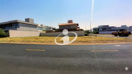 Lote/Terreno à venda, 683m² no Nova Uberlândia, Uberlândia