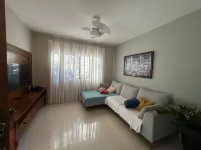 Casa com 3 Quartos à venda, 155m² no Jardim Real, Maringá
