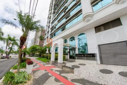 Apartamento com 2 Quartos para alugar, 81m² no Centro, Florianópolis