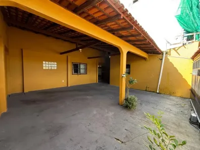 Casa com 4 Quartos à venda, 242m² no Val-de-Cães, Belém