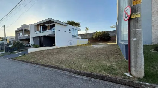Lote/Terreno à venda, 1m² no Jardim Campo Alegre, Pindamonhangaba