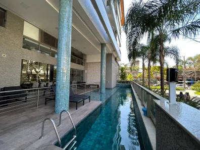 Apartamento com 2 Quartos para alugar, 90m² no Jurerê, Florianópolis