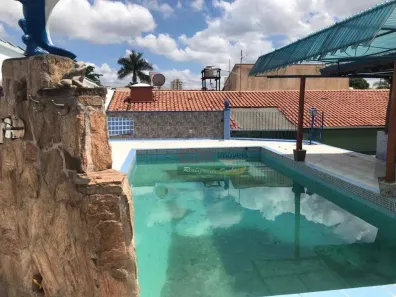 Casa com 4 Quartos à venda, 480m² no Centro, Taubaté