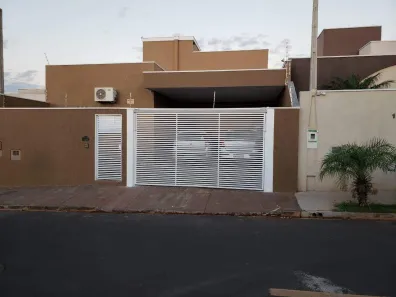 Casa com 3 Quartos à venda, 200m² no Villa Cassini, São José do Rio Preto