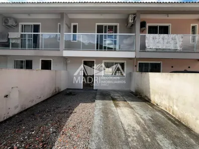 Sobrado com 2 Quartos para alugar, 70m² no São Sebastião, Palhoça