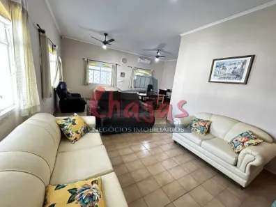 Casa com 4 Quartos à venda, 360m² no Jardim Britânia, Caraguatatuba