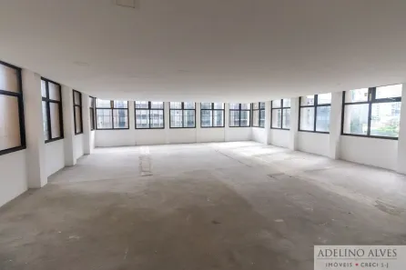 Imóvel Comercial à venda, 230m² no Vila Olímpia, São Paulo