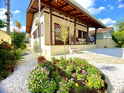 Casa com 2 Quartos à venda, 312m² no Guarani, Brusque