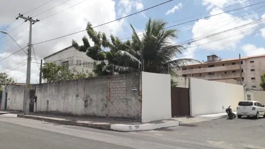 Galpão/Depósito/Armazém à venda, 520m² no Montese, Fortaleza