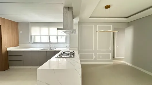 Apartamento com 3 Quartos à venda, 122m² no Centro, Florianópolis