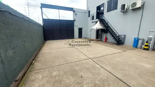 Galpão/Depósito/Armazém à venda, 1800m² no Jardim Santa Maria, Jacareí