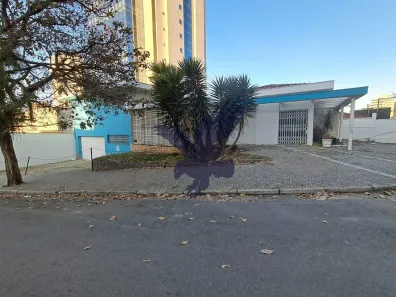 Imóvel Comercial com 4 Quartos para alugar, 424m² no Cambuí, Campinas