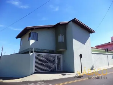 Sobrado com 3 Quartos para alugar, 200m² no Vila Costa do Sol, São Carlos
