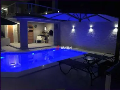 Casa com 3 Quartos à venda, 350m² no Mata Paca, Niterói