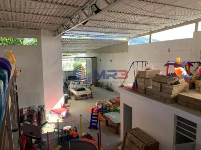 Galpão/Depósito/Armazém para alugar, 600m² no Realengo, Rio de Janeiro