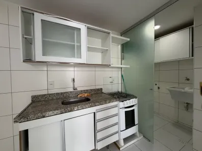 Apartamento com 2 Quartos para alugar, 40m² no Universitário, Caruaru