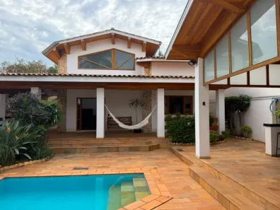 Casa com 3 Quartos à venda, 270m² no Vila José Kalil Aun, Cosmópolis