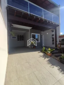Casa com 3 Quartos à venda, 101m² no João Costa, Joinville
