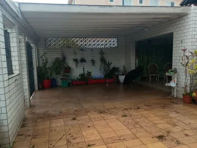 Casa com 2 Quartos à venda, 226m² no Jardim Guassu, São Vicente