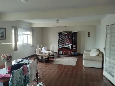 Casa com 3 Quartos à venda, 447m² no Vila Camargo, Limeira