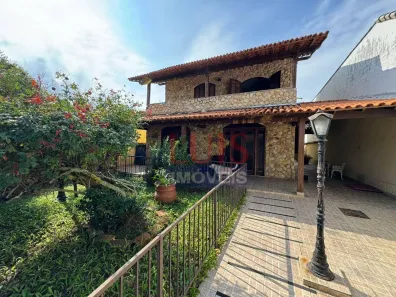 Casa com 4 Quartos à venda, 398m² no Piratininga, Niterói