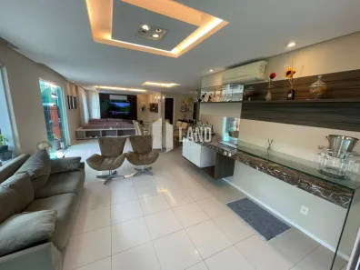 Casa de Condomínio com 3 Quartos à venda, 225m² no Centro, Eusébio