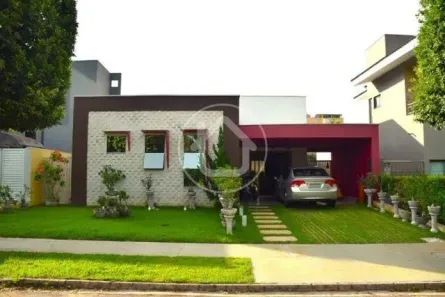Casa com 3 Quartos à venda, 210m² no Condomínio Belvedere, Cuiabá
